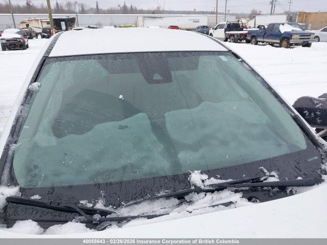 40055643 :رقم المزاد ، 7MUAAABG7NV004994 vin ، 2022 Toyota Corolla Cross L مزاد بيع
