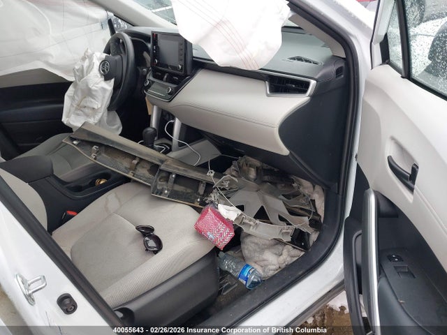 40055643 :رقم المزاد ، 7MUAAABG7NV004994 vin ، 2022 Toyota Corolla Cross L مزاد بيع