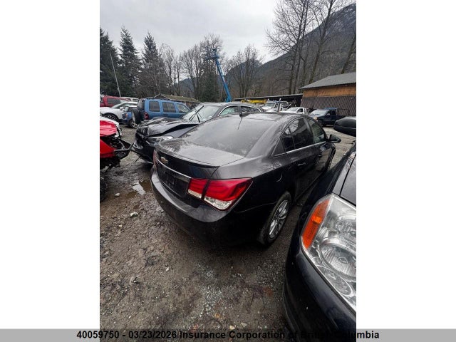 1G1P75SZ0F7196355 Chevrolet Cruze