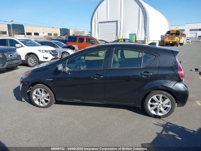 JTDKDTB36G1117396 Toyota Prius