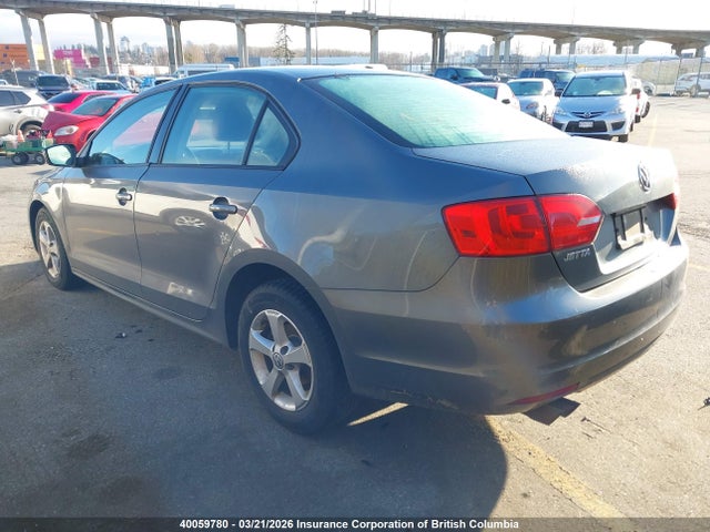 40059780 :رقم المزاد ، 3VW2K7AJ9DM282979 vin ، 2013 Volkswagen Jetta مزاد بيع