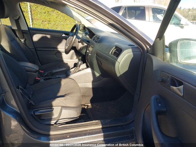 40059780 :رقم المزاد ، 3VW2K7AJ9DM282979 vin ، 2013 Volkswagen Jetta مزاد بيع