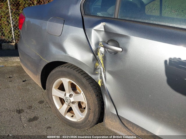 40059780 :رقم المزاد ، 3VW2K7AJ9DM282979 vin ، 2013 Volkswagen Jetta مزاد بيع