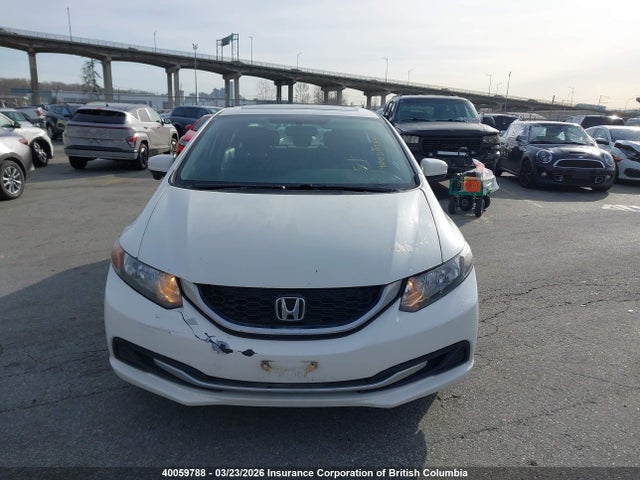 Продажа на аукционе авто 2015 Honda Civic, vin: 2HGFB2F57FH019461, номер лота: 40059788