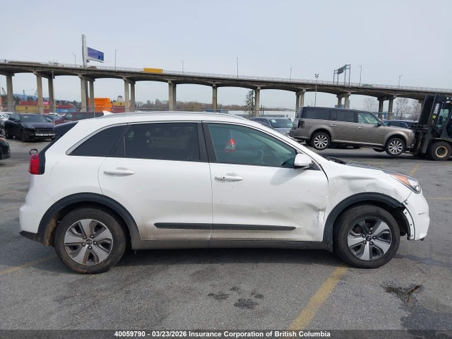 KNDCC3LC9H5085978 KIA Niro