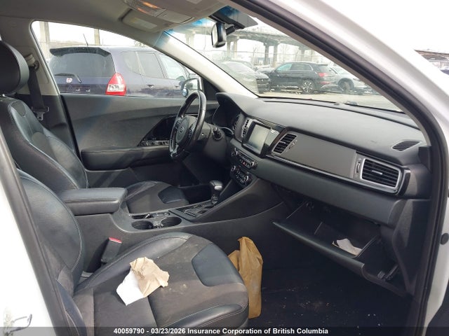 KNDCC3LC9H5085978 KIA Niro