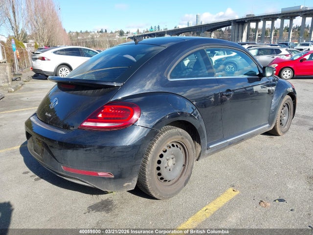 3VWJD7AT9KM700946 Volkswagen Beetle Se