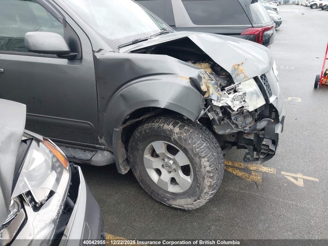 40042955 :رقم المزاد ، 5N1AR18W26C667681 vin ، 2006 Nissan Pathfinder Le/se/xe مزاد بيع
