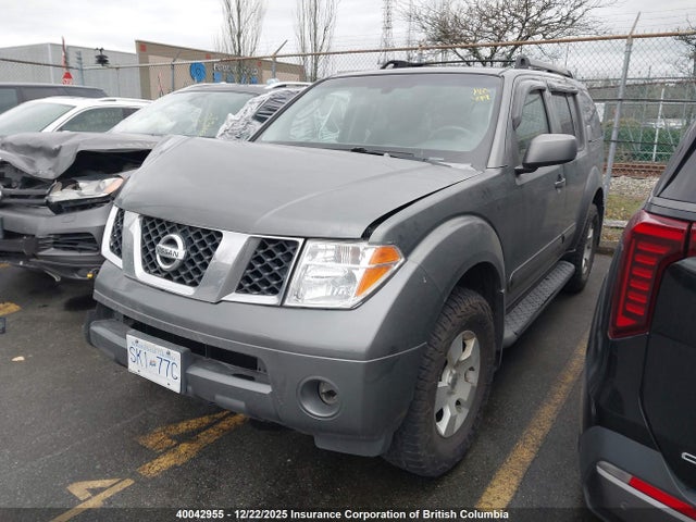 40042955 :رقم المزاد ، 5N1AR18W26C667681 vin ، 2006 Nissan Pathfinder Le/se/xe مزاد بيع