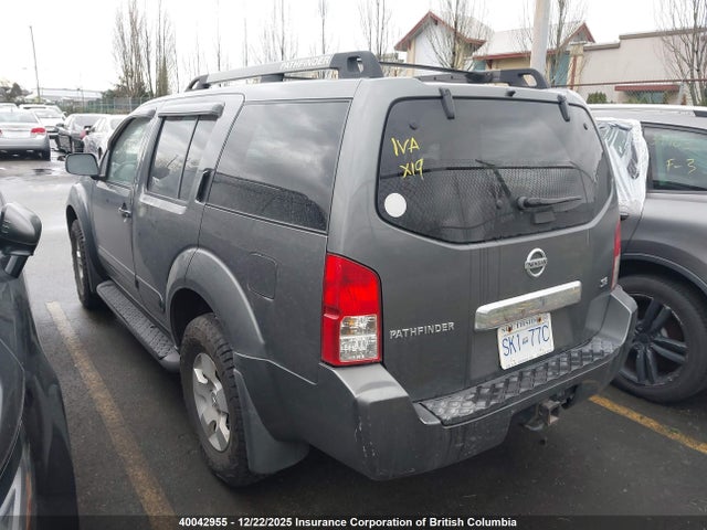 40042955 :رقم المزاد ، 5N1AR18W26C667681 vin ، 2006 Nissan Pathfinder Le/se/xe مزاد بيع
