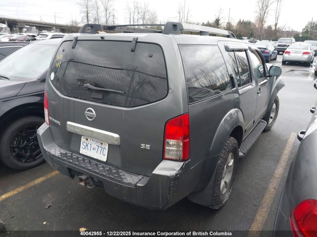 40042955 :رقم المزاد ، 5N1AR18W26C667681 vin ، 2006 Nissan Pathfinder Le/se/xe مزاد بيع
