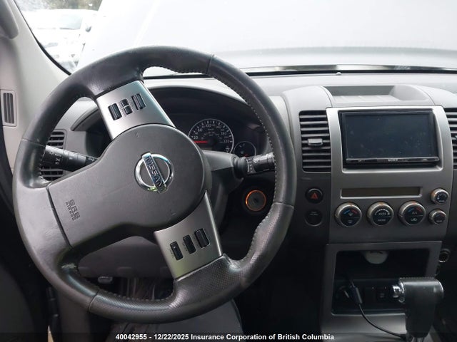 40042955 :رقم المزاد ، 5N1AR18W26C667681 vin ، 2006 Nissan Pathfinder Le/se/xe مزاد بيع