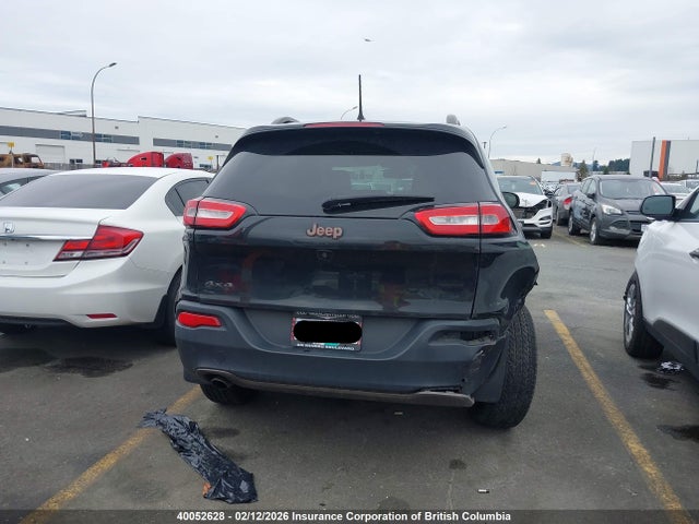 2016 Jeep Cherokee Latitude მანქანა იყიდება აუქციონზე, vin: 1C4PJMCB1GW266229, აუქციონის ნომერი: 40052628