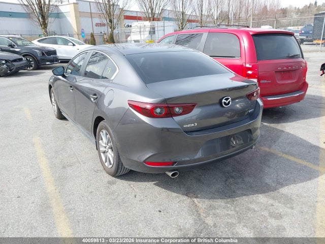 JM1BPACMXS1758367 Mazda Mazda3 Gs