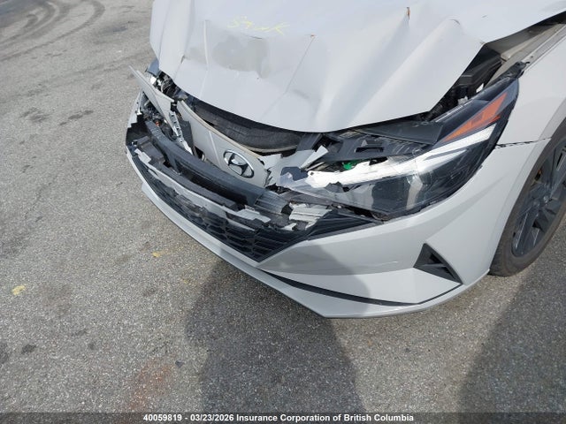KMHLM4AG1MU130853 Hyundai Elantra Preferred Ivt