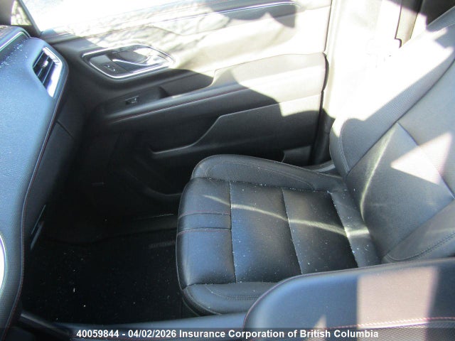 2023 Chevrolet Suburban Rst მანქანა იყიდება აუქციონზე, vin: 1GNSKEKT8PR334782, აუქციონის ნომერი: 40059844