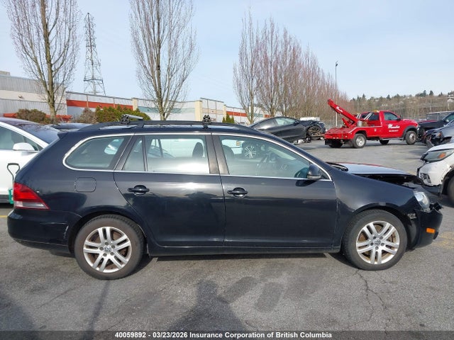 40059892 :رقم المزاد ، 3VWPL7AJXCM694085 vin ، 2012 Volkswagen Golf مزاد بيع