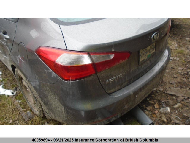 40059894 :رقم المزاد ، KNAFX4A63F5331471 vin ، 2015 Kia Forte مزاد بيع