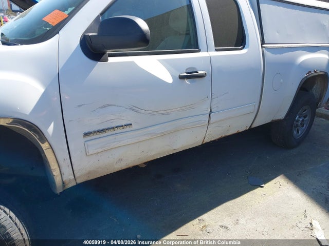 40059919 :رقم المزاد ، 1GTR2VEA7BZ423897 vin ، 2011 Gmc Sierra K1500 Sle مزاد بيع