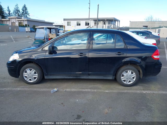 40059934 :رقم المزاد ، 3N1CC1AP8AL421901 vin ، 2010 Nissan Versa مزاد بيع