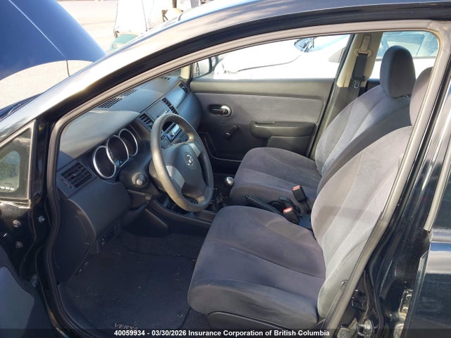 40059934 :رقم المزاد ، 3N1CC1AP8AL421901 vin ، 2010 Nissan Versa مزاد بيع