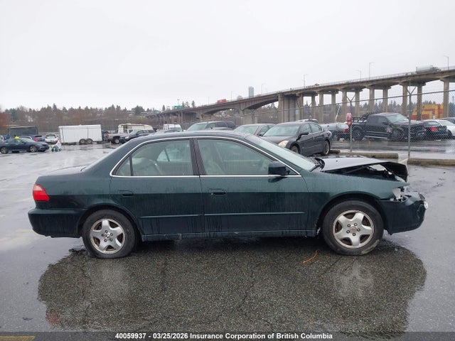40059937 :رقم المزاد ، 1HGCG1651YA053296 vin ، 2000 Honda Accord Ex مزاد بيع