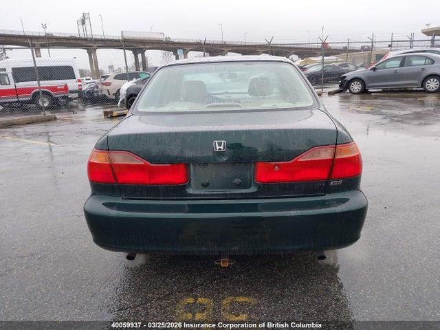 40059937 :رقم المزاد ، 1HGCG1651YA053296 vin ، 2000 Honda Accord Ex مزاد بيع