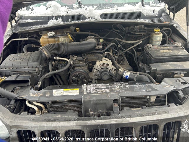 2005 Jeep Liberty Sport მანქანა იყიდება აუქციონზე, vin: 1J4GL48K35W538774, აუქციონის ნომერი: 40059941