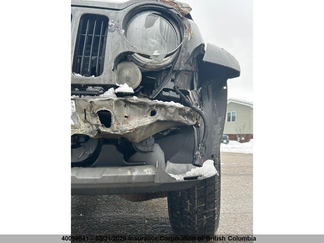 2005 Jeep Liberty Sport მანქანა იყიდება აუქციონზე, vin: 1J4GL48K35W538774, აუქციონის ნომერი: 40059941