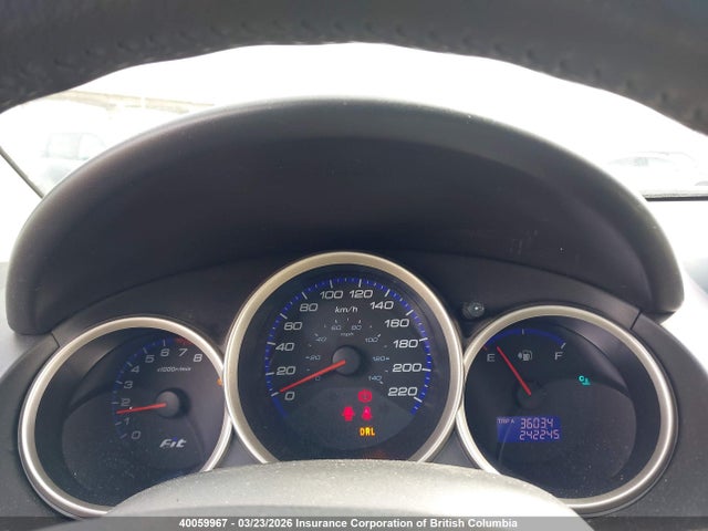 2008 Honda Fit მანქანა იყიდება აუქციონზე, vin: JHMGD37638S804046, აუქციონის ნომერი: 40059967