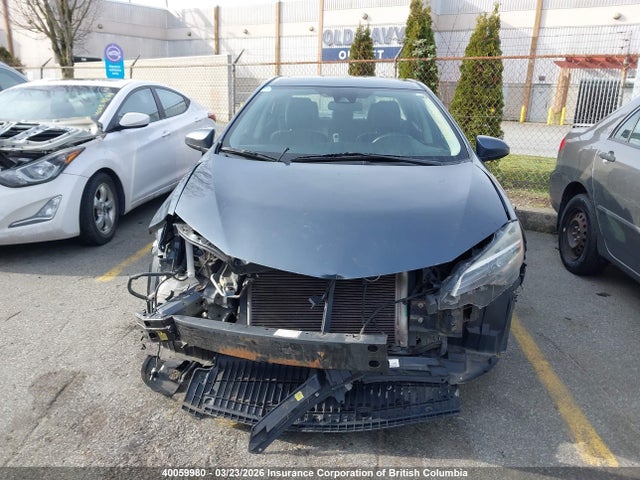 40059980 :رقم المزاد ، 2T1BURHE4JC104645 vin ، 2018 Toyota Corolla L/le/xle/se/xse مزاد بيع