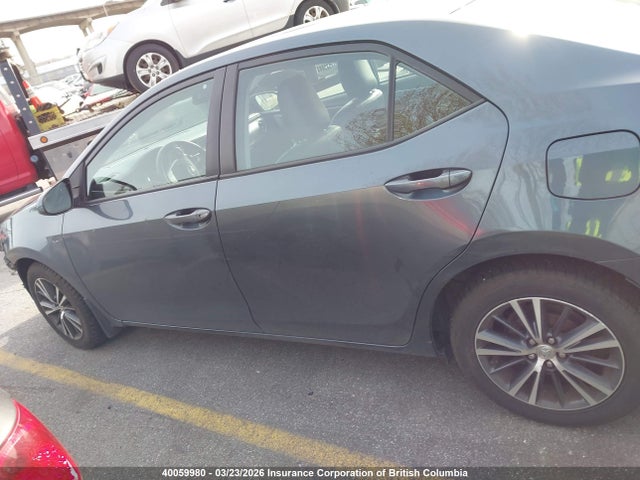 40059980 :رقم المزاد ، 2T1BURHE4JC104645 vin ، 2018 Toyota Corolla L/le/xle/se/xse مزاد بيع