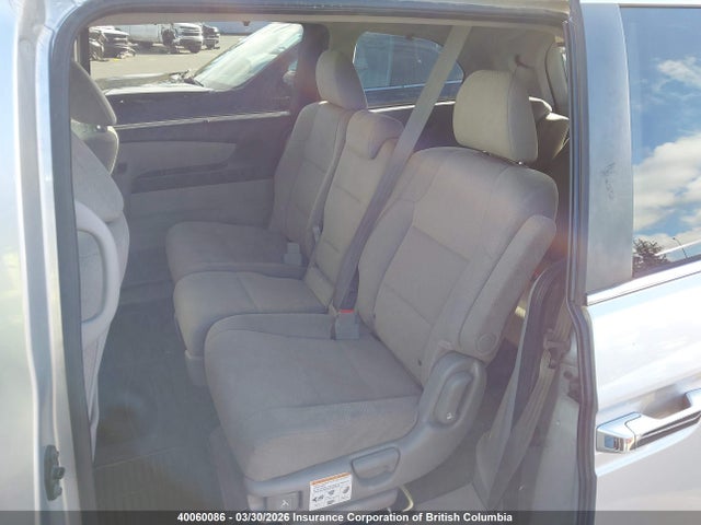 40060086 :رقم المزاد ، 5FNRL5H40EB512398 vin ، 2014 Honda Odyssey Ex مزاد بيع