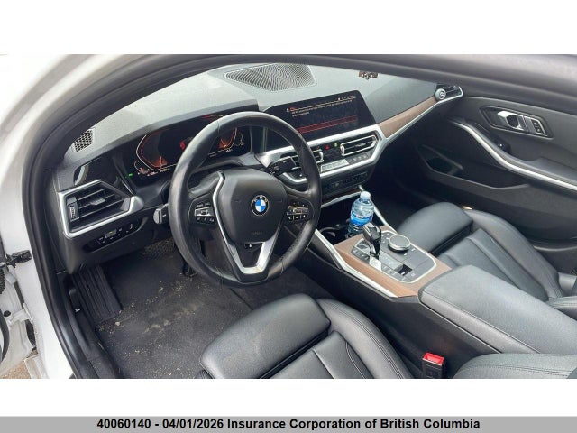 40060140 :رقم المزاد ، WBA5R7C52KAJ85237 vin ، 2019 Bmw 330i مزاد بيع