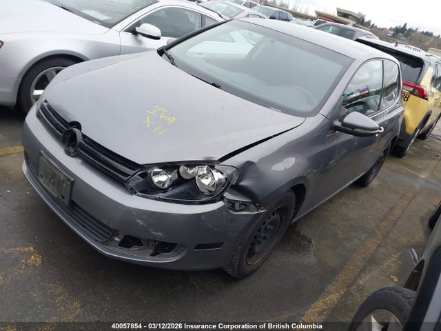 40057854 :رقم المزاد ، WVWAA7AJ1DW118370 vin ، 2013 Volkswagen Golf 2.5l Trendline مزاد بيع