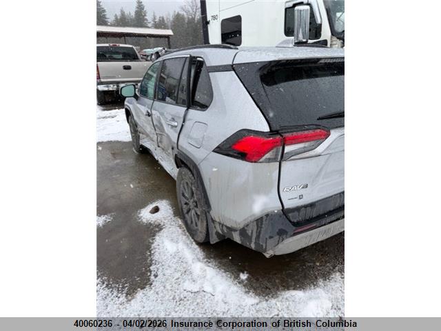 Продажа на аукционе авто 2024 Toyota Rav4, vin: 2T3DWRFV2RW222636, номер лота: 40060236