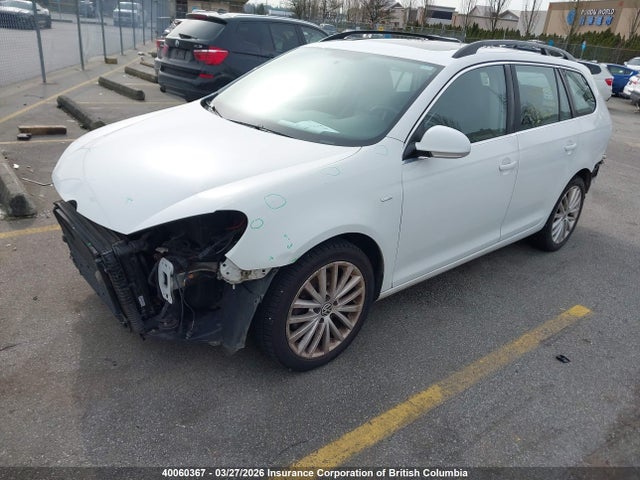 Продажа на аукционе авто 2014 Volkswagen Golf, vin: 3VWPL7AJ8EM624250, номер лота: 40060367