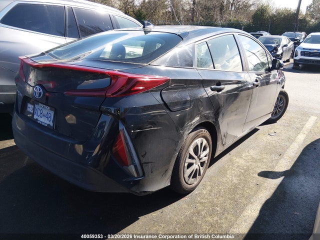 40059353 :رقم المزاد ، JTDKAMFPXM3197233 vin ، 2021 Toyota Prius Prime Le/xle/limited مزاد بيع