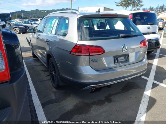 3VWH17AU9JM760062 Volkswagen Golf Alltrack S/se/sel