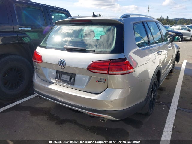 3VWH17AU9JM760062 Volkswagen Golf Alltrack S/se/sel