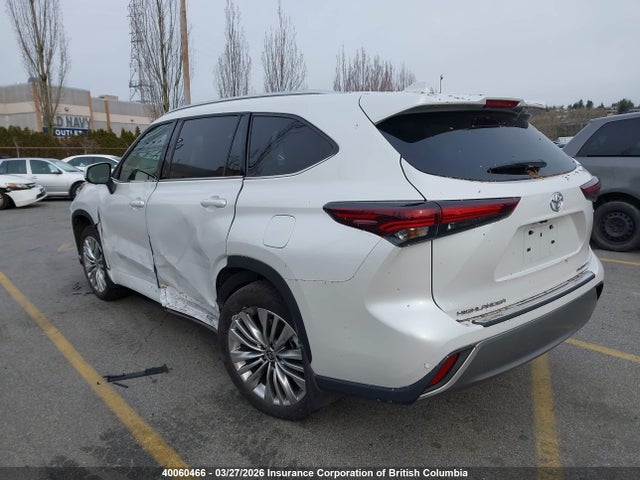 40060466 :رقم المزاد ، 5TDEBRCH3SS656442 vin ، 2025 Toyota Highlander Hybrid Limited مزاد بيع