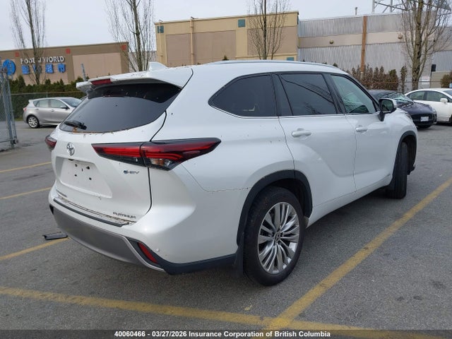 40060466 :رقم المزاد ، 5TDEBRCH3SS656442 vin ، 2025 Toyota Highlander Hybrid Limited مزاد بيع