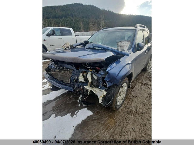 40060499 :رقم المزاد ، JF2SHCBC8CH438928 vin ، 2012 Subaru Forester 2.5x مزاد بيع