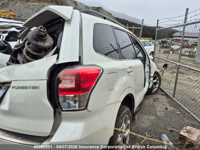 JF2SJEWC5JH554997 Subaru Forester 2.5i Touring