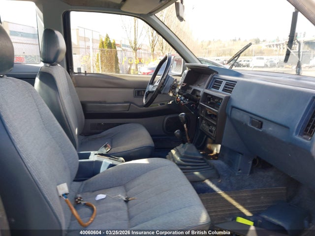40060604 :رقم المزاد ، JN6ND16Y0HW001507 vin ، 1987 Nissan D21 King Cab مزاد بيع
