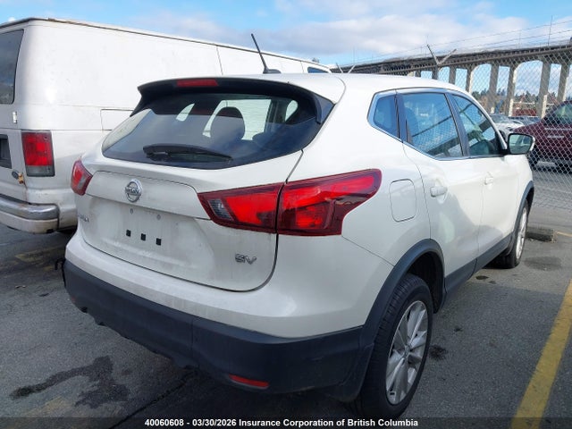 JN1BJ1CP1JW108584 Nissan Rogue Sport S/sv/sl