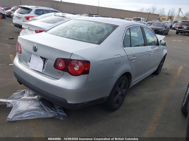 40044088 :رقم المزاد ، 3VWHM71K78M124210 vin ، 2008 Volkswagen Jetta S مزاد بيع