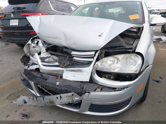 40044088 :رقم المزاد ، 3VWHM71K78M124210 vin ، 2008 Volkswagen Jetta S مزاد بيع