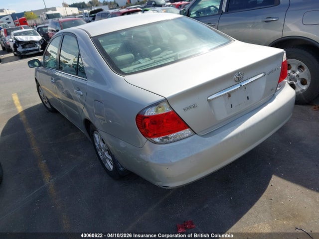 2005 Toyota Camry მანქანა იყიდება აუქციონზე, vin: 4T1BF30K05U093558, აუქციონის ნომერი: 40060622