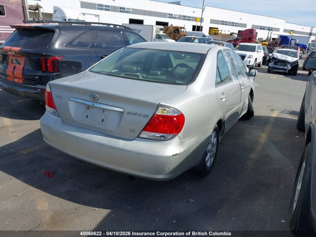 2005 Toyota Camry მანქანა იყიდება აუქციონზე, vin: 4T1BF30K05U093558, აუქციონის ნომერი: 40060622